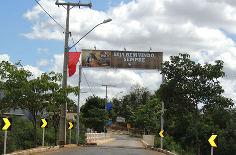 Lagoa Real: Cidade em clima de vaquejada