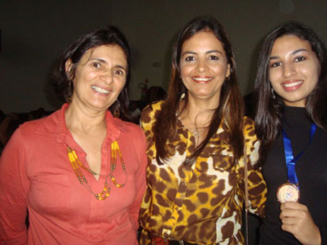 CEML: Aluna é destaque na Olimpíada Brasileira de Física