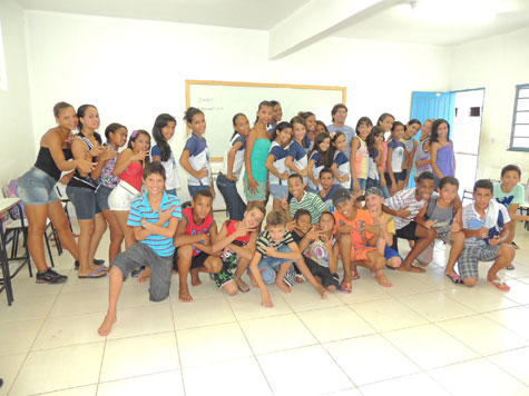 Brumado: Oficina de arte motiva alunos da Escola Idalina Azevedo