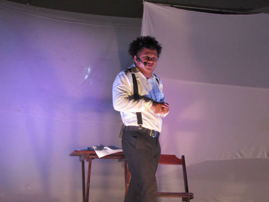 Projeto Noites de Humor foi um sucesso em sua segunda edição com Pisit Mota em Brumado