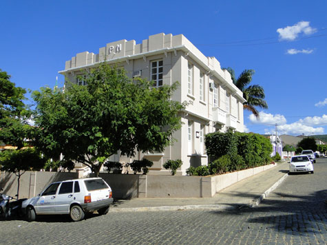 Caetité: TCM condena prefeito novamente por contratar servidores ilegalmente