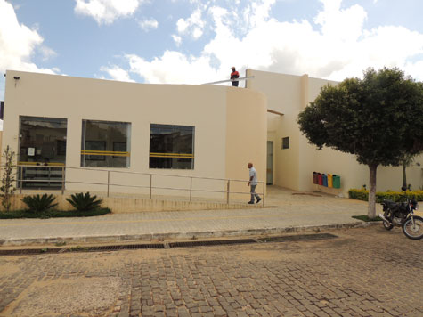 Brumado: Obras de reforma da Câmara de Vereadores são reiniciadas