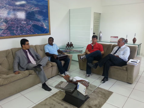 Brumado: Prefeito, vereador e polícia debatem a segurança pública no município