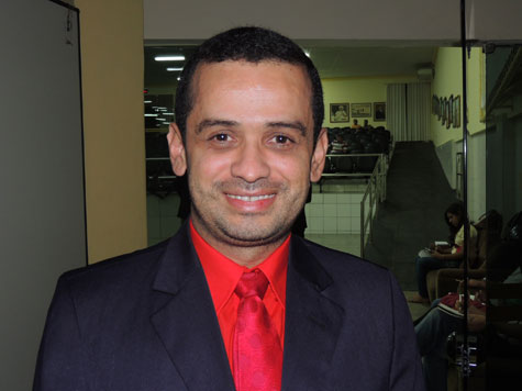 Vereador Weliton Lopes solicita moção de aplausos a Agnelo Azevedo