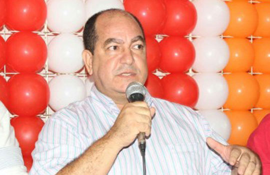 Albercinho consegue liminar e segue na disputa eleitoral em Ituaçu