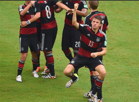 Alemanha faz 1 a 0 sobre os EUA e fica em 1º no grupo G