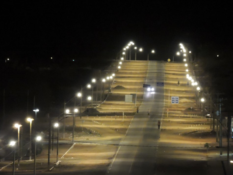 Quadrilha faz família refém e rouba veículo em Brumado