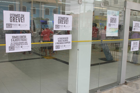 Brumado: Greve dos bancários continua na terça-feira (13)