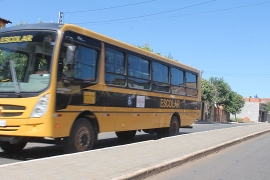 Furto de pneu de ônibus do programa Caminhos da Escola é registrado em Brumado