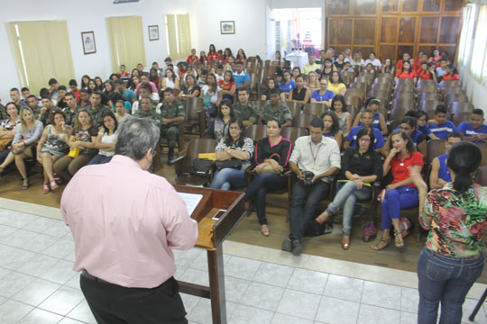 Brumado: Maior idade penal é debatida durante comemoração dos 25 anos do ECA