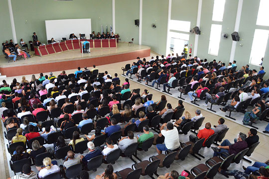 Júri condena acusado de homicídio duplamente qualificado a 17 de anos em Caculé