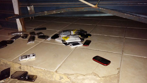 Caculé: Menor é apreendido roubando loja de celular