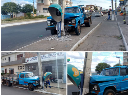 Brumado: Caminhão perde freio, motorista invade contramão e colide em poste
