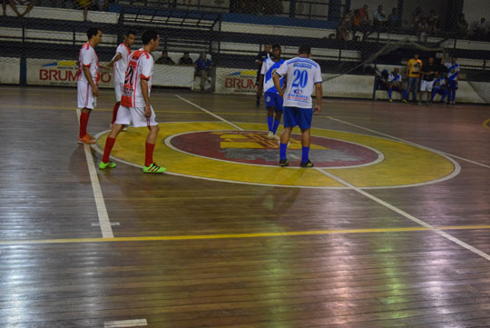 Ajax e Big Lanches farão a final do campeonato brumadense de futsal