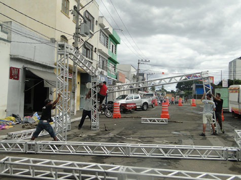 Brumado: Estrutura do carnaval começa a ser desmontada