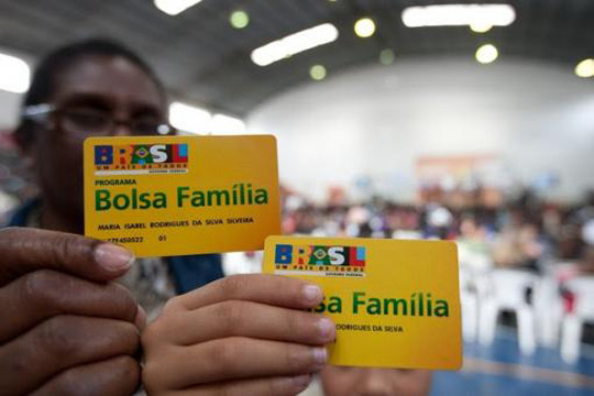 Bolsa Família terá reajuste acima da inflação