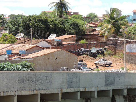 Brumado: Casa é arrombada no São Félix e elementos levam leitão e galinha