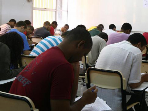 Câmara dos Deputados aprova cotas para negros em concursos públicos