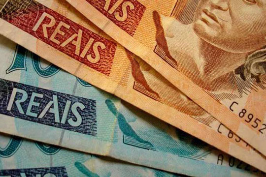 Dívida menor do setor privado reflete queda de investimentos