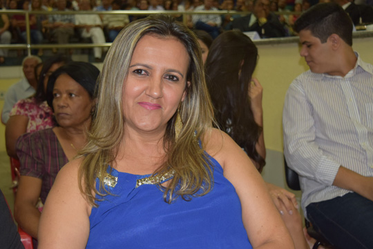 Brumado: Após deixar a Educação, Ednéia Ataíde agradece e fala do aprendizado