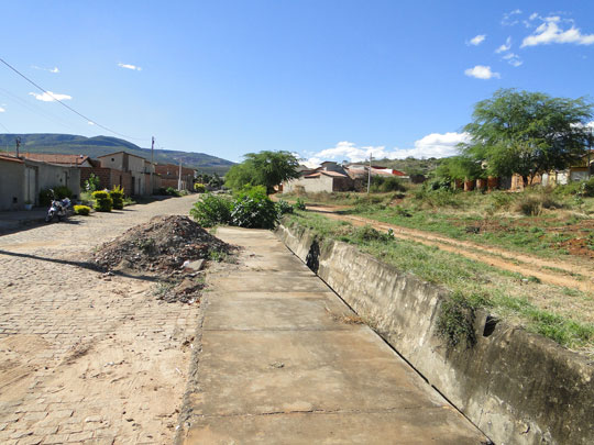 Brumado: Superintendência de Trânsito comunica sobre prática irregular que prejudica o trânsito