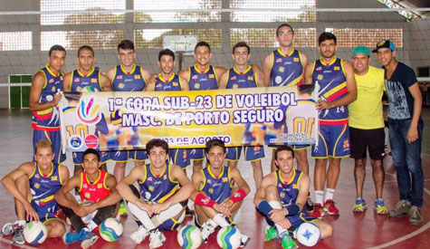 Equipe Vôlei Brumado representa cidade na 1ª Copa Sub-23 realizada em Porto Seguro