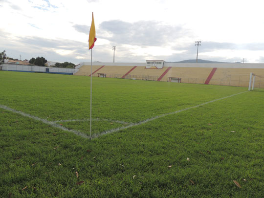 Incertezas podem deixar Brumado sem campeonato de futebol e fora do Intermunicipal