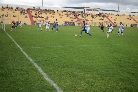 Feirense e Real perdem e se complicam para próxima fase do campeonato brumadense de futebol