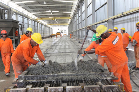 Obras da Ferrovia de Integração Oeste-Leste avançam na Bahia