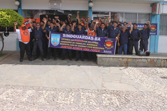 Brumado: Prefeito e assessor jurídico dizem que não reconhecem o Sindguardas