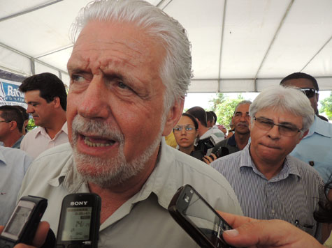 Eleições 2014: Wagner ainda festeja resultado de pesquisa do Ibope 