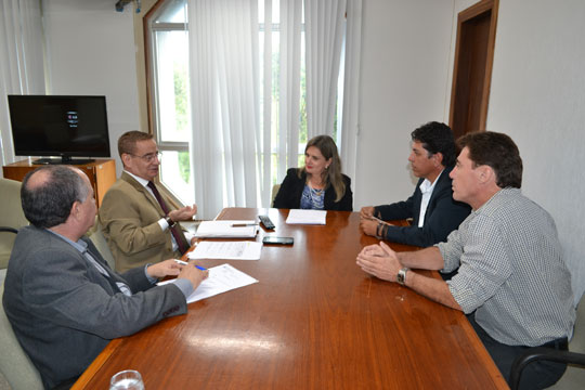 Lagoa Real busca novos investimentos para medidas de convivência com a seca