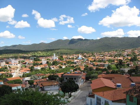 Macaúbas: Policial civil é denunciado por homicídio