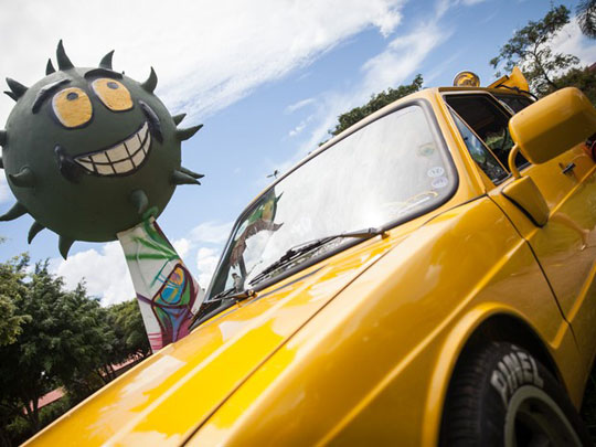 Brasília dos Mamonas Assassinas vira sucata e família a recria 20 anos após tragédia