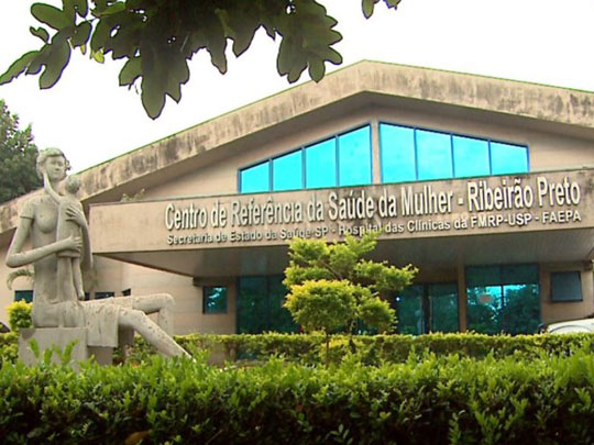 Usuária de crack de 19 anos dá à luz e deixa filha em maternidade