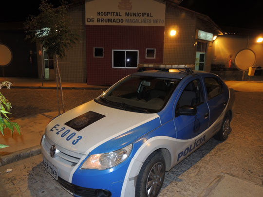 Brumado: Mulher é esfaqueada em bar; crime teria sido passional