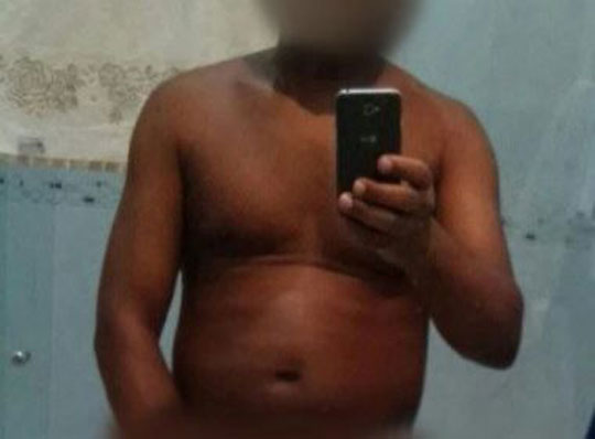 Rio de Janeiro: Padre é afastado do sacerdócio após aparecer nu em fotos divulgadas no WhastApp