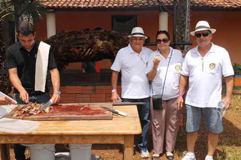 Brumado: Rotary promove Boi no Rolete em prol da Apae