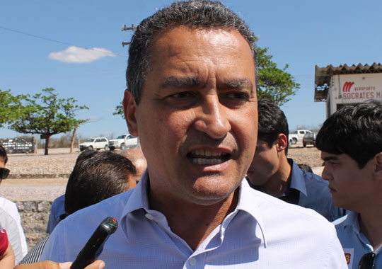 Governador Rui Costa cobra redução de despesas e garante investimentos