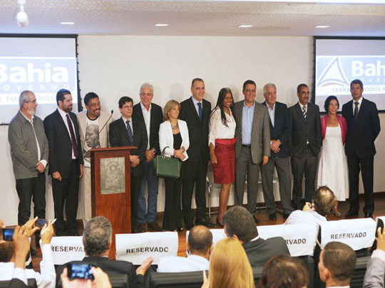 Rui Costa fecha lista de secretários