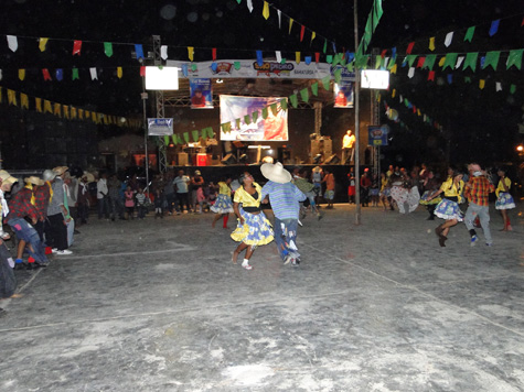 Brumado: Nove atrações vão animar o São Pedro do Bairro Olhos D'água
