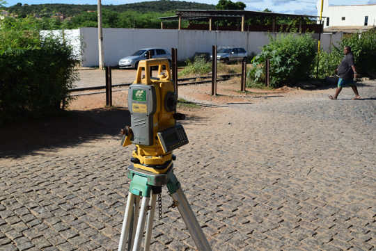Prefeitura e ferrovia realizam mudanças para liberação de passagem de nível em Brumado