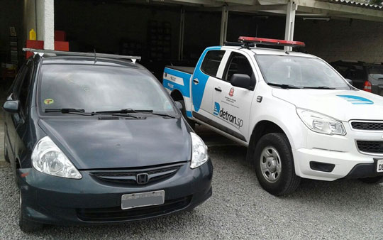 Carro com mais de R$ 5 milhões em dívidas é apreendido em São Paulo