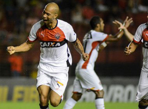 Vitória vence o Sport e sai da zona do rebaixamento