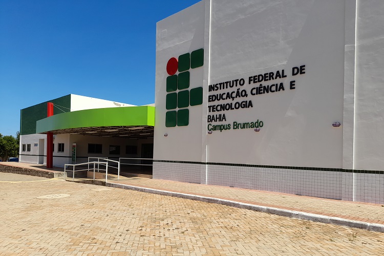 IFBA campus Jequié lança edital para compra direta de alimentos da