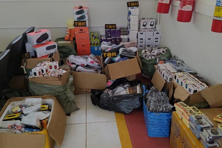 PRE apreende centenas de produtos contrabandeados na cidade de Caetité