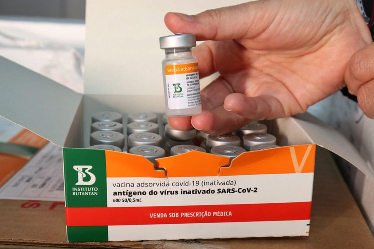 Sesab recomenda que cidades não utilizem Coronavac para iniciar esquema de vacinação contra Covid-19