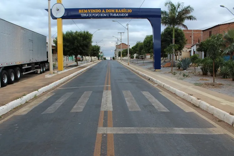 Dom Basílio: Polícia Militar detém motociclista que dirigia alcoolizado na BA-148