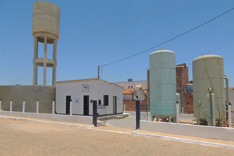 Embasa normaliza abastecimento de água na cidade de Malhada de Pedras