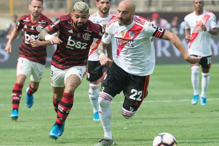 De virada, Flamengo vence o River Plate e é bicampeão da Libertadores